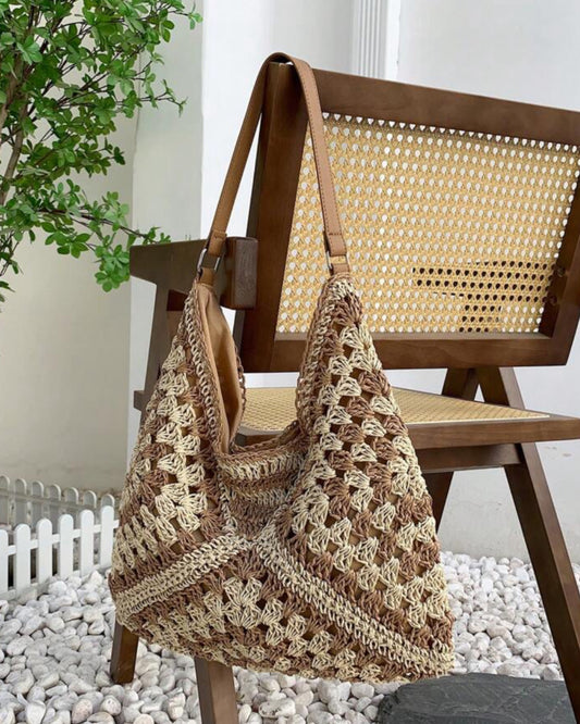 Borsa a tracolla in paglia intrecciata stile boho , tote bag media con manico